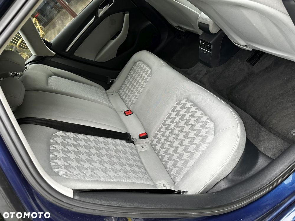 Audi A3 Sportback 1.6 TDI (clean diesel) S line Sportpaket - 27