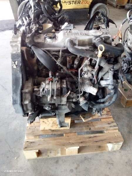 MOTOR COMPLETO FORD FIESTA IV 2000 - 1
