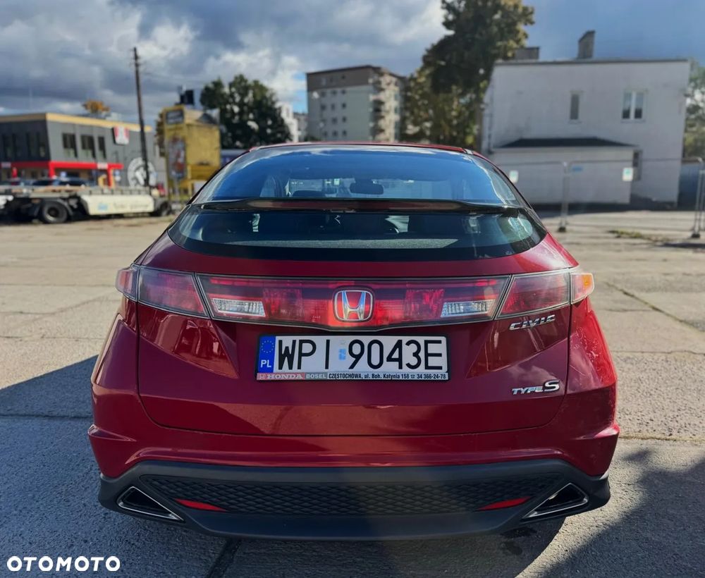 Honda Civic 1.8 LX Coupe - 25