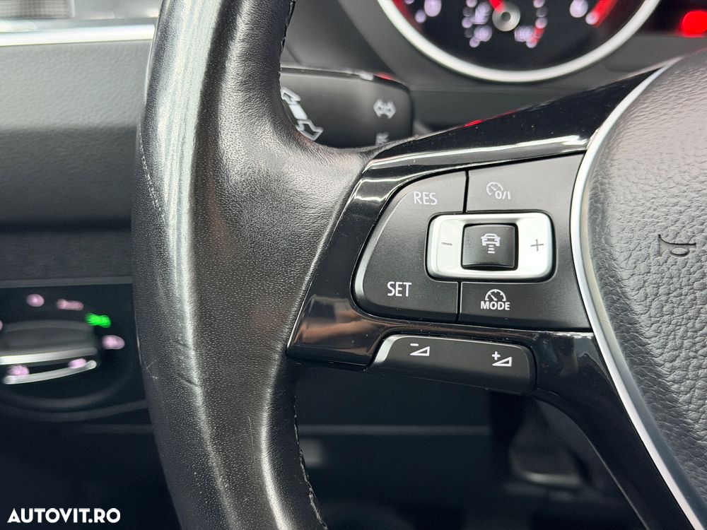 Volkswagen Tiguan 2.0 TDI 4Motion Trend & Fun - 34