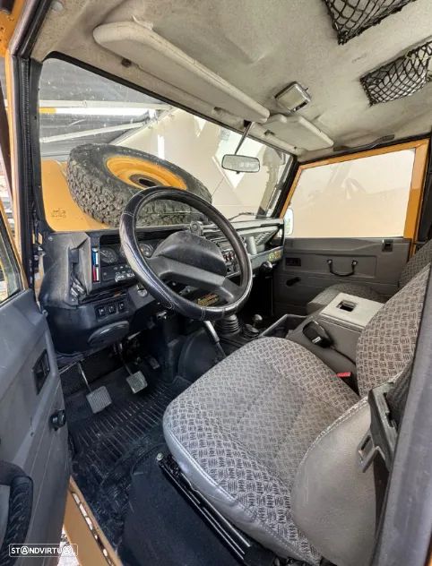 Land Rover Defender 110 2.5 TDi Metal Top - 4