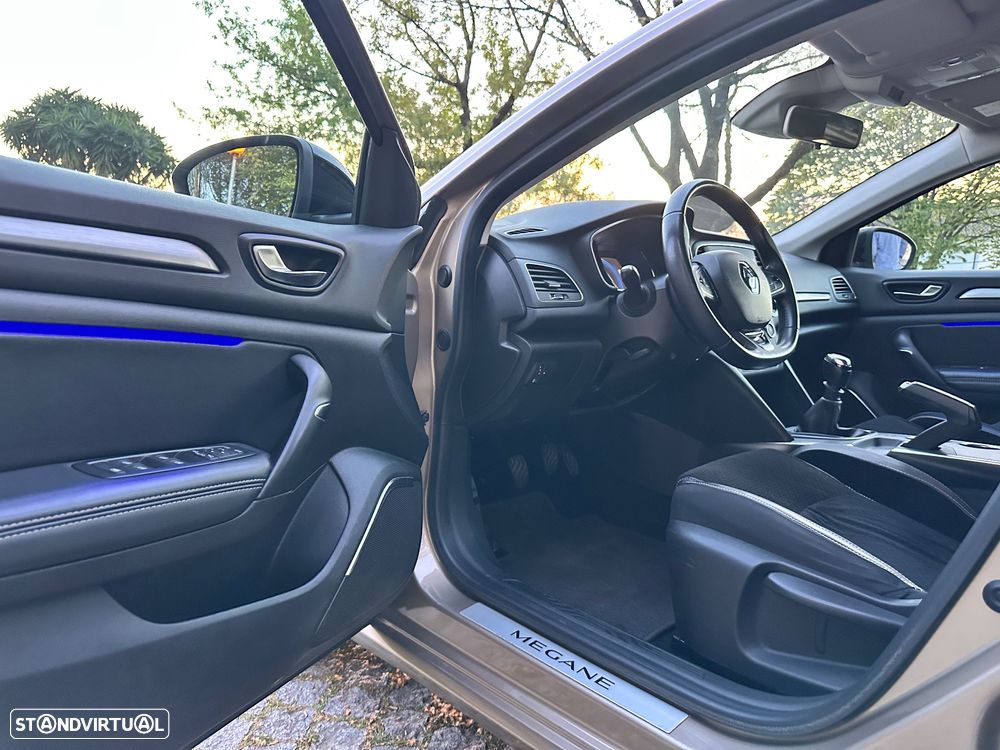 Renault Mégane 1.5 dCi Intens - 16