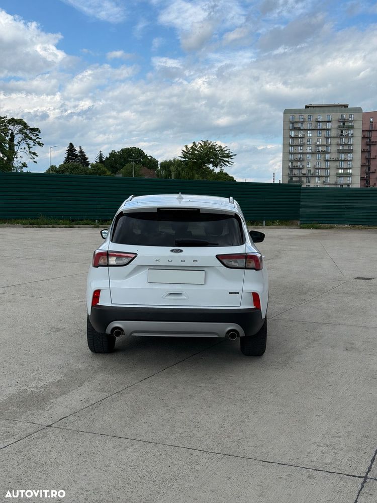 Ford Kuga - 2