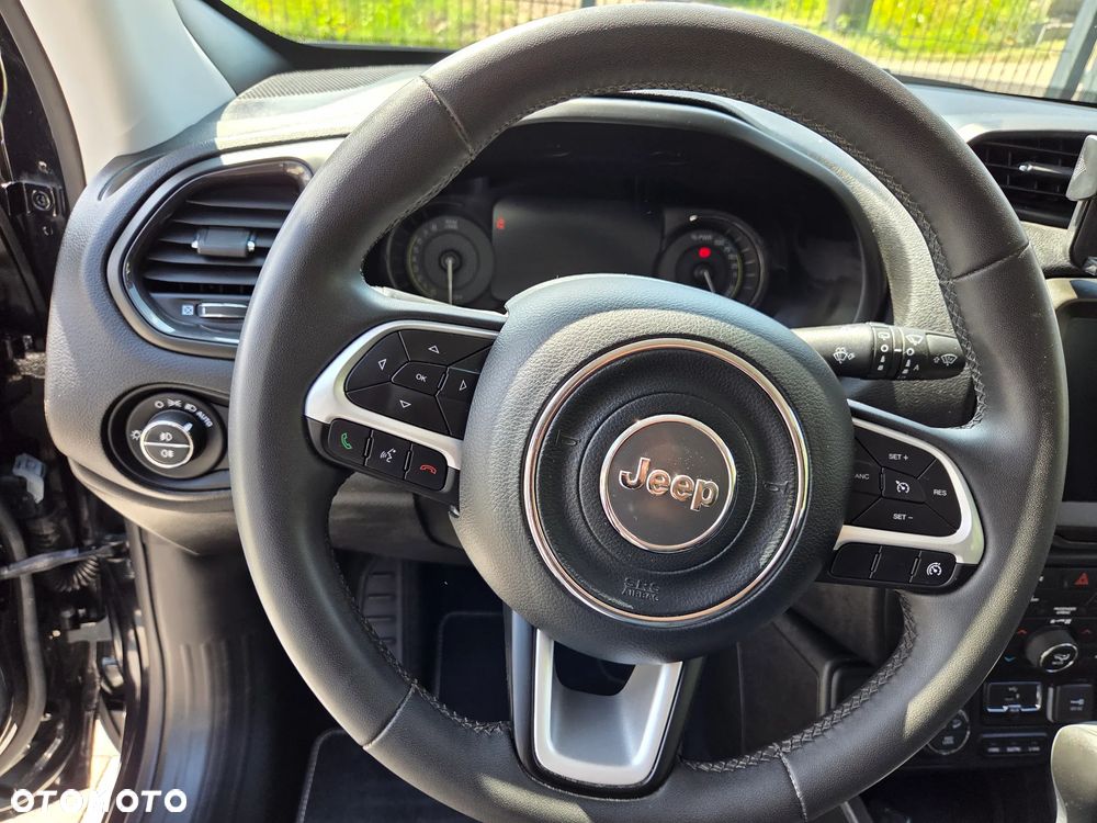 Jeep Renegade - 10