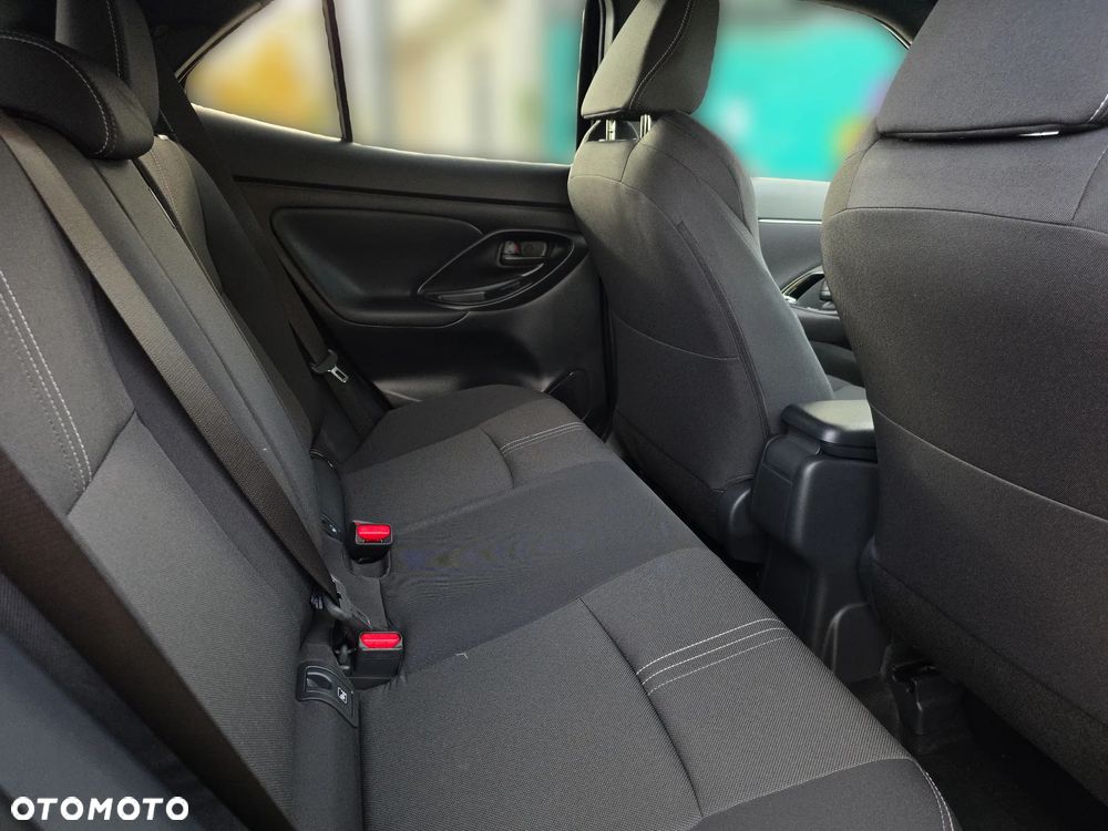 Toyota Yaris Cross - 13
