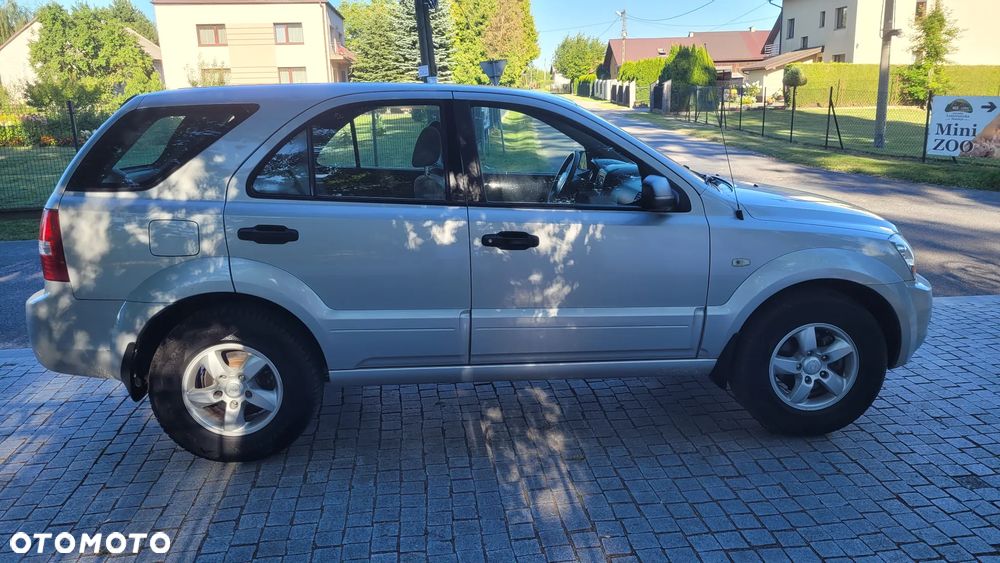 Kia Sorento 2.5 CRDi VGT DPF LX - 6