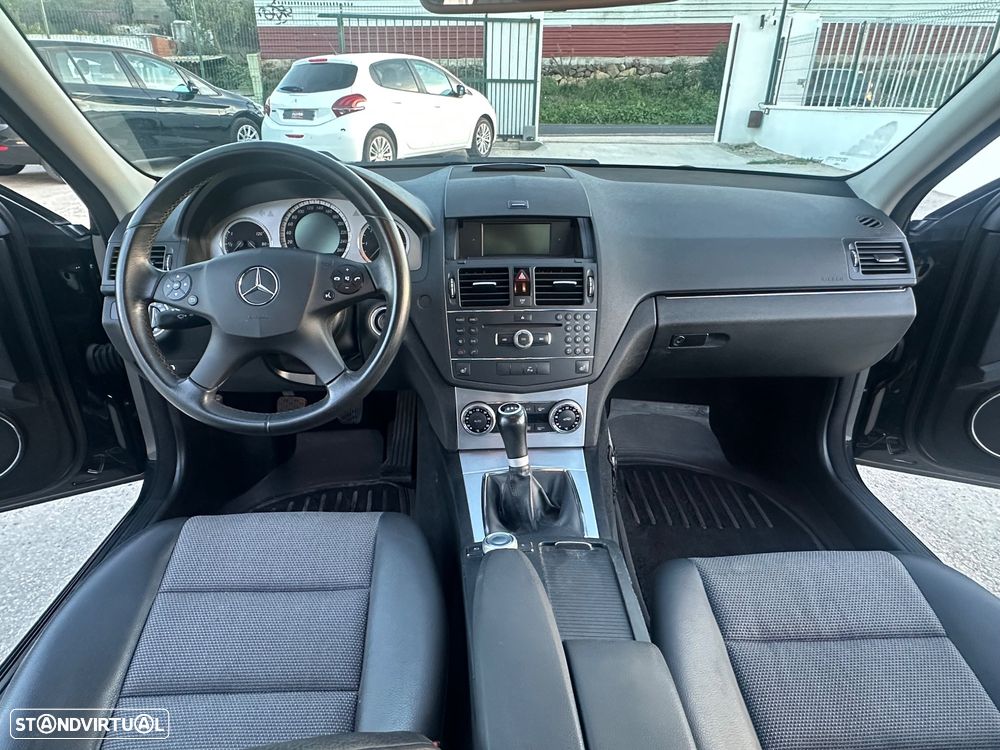 Mercedes-Benz C 220 CDi Avantgarde - 27