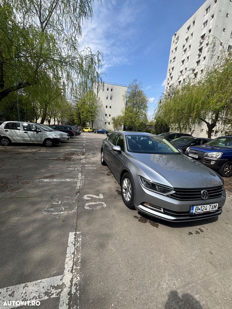Volkswagen Passat 2.0 TDI DSG Comfortline - 1