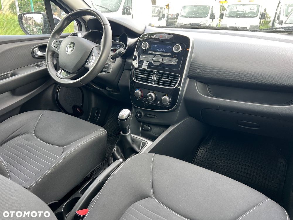 Renault Clio 1.2 16V 75 LIMITED - 38