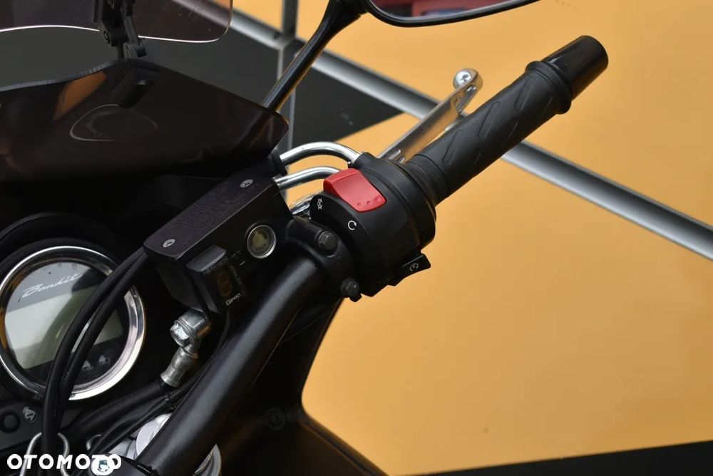 Suzuki Bandit - 21