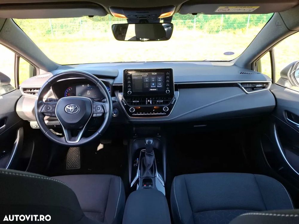 Toyota Corolla 1.8 Hybrid Touring Sports Business Edition - 16