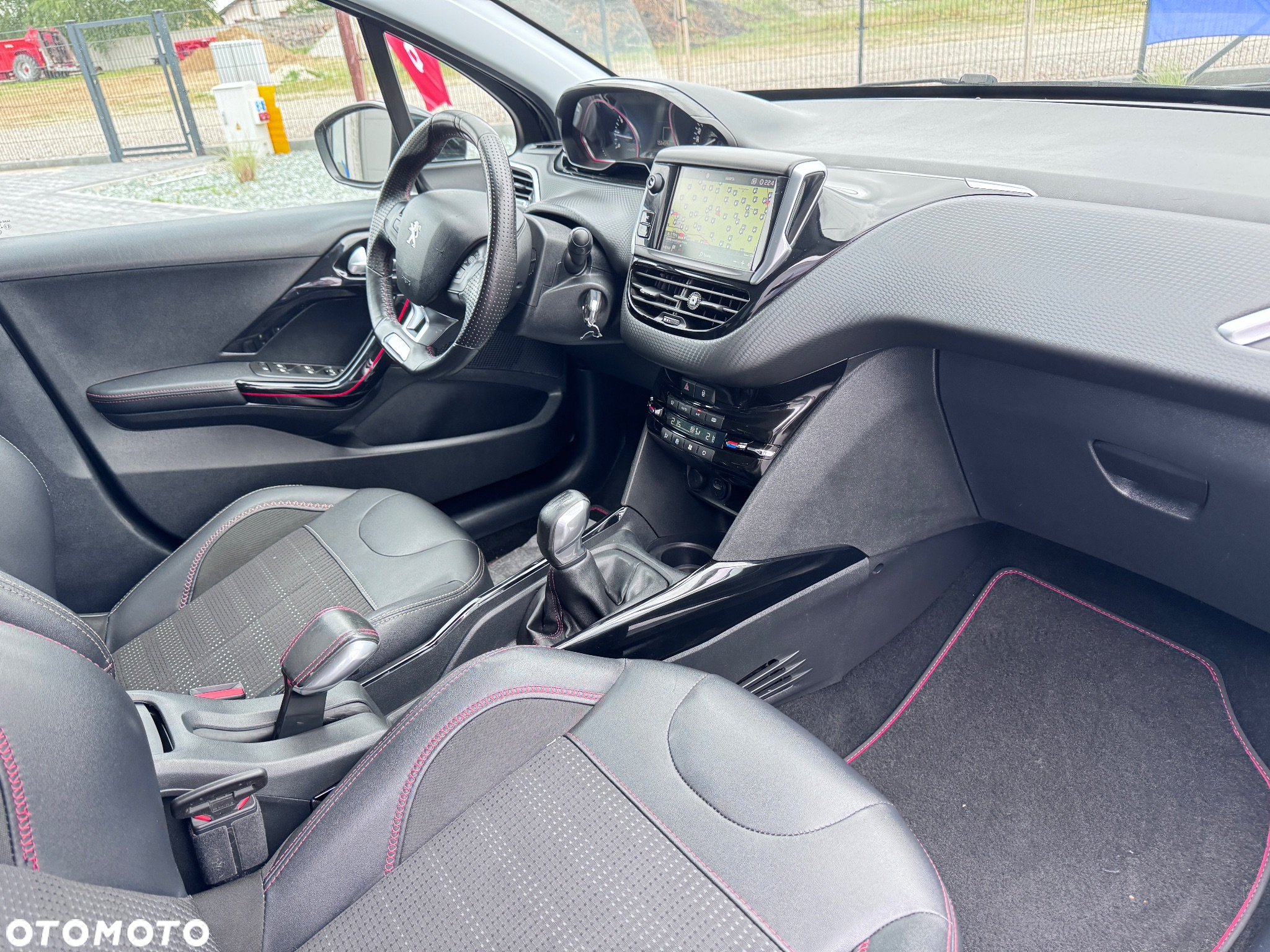 Peugeot 2008 PureTech 110 Stop&Start GT-Line Edition - 23