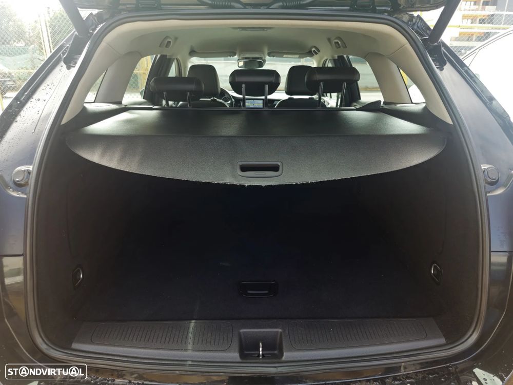 Opel Astra Sports Tourer - 14