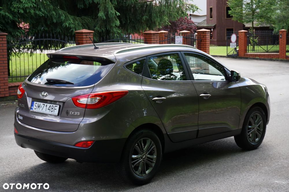 Hyundai ix35 1.6 2WD Fifa World Cup Edition - 8