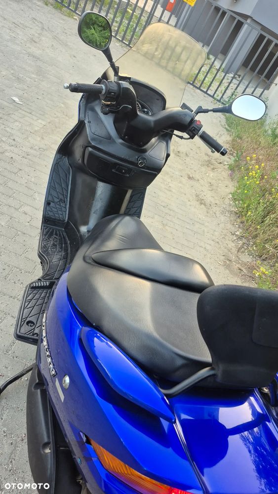 Suzuki Burgman - 11