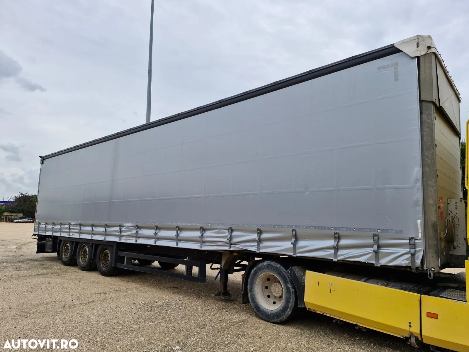 Schmitz Cargobull SCS MB Varios - 2