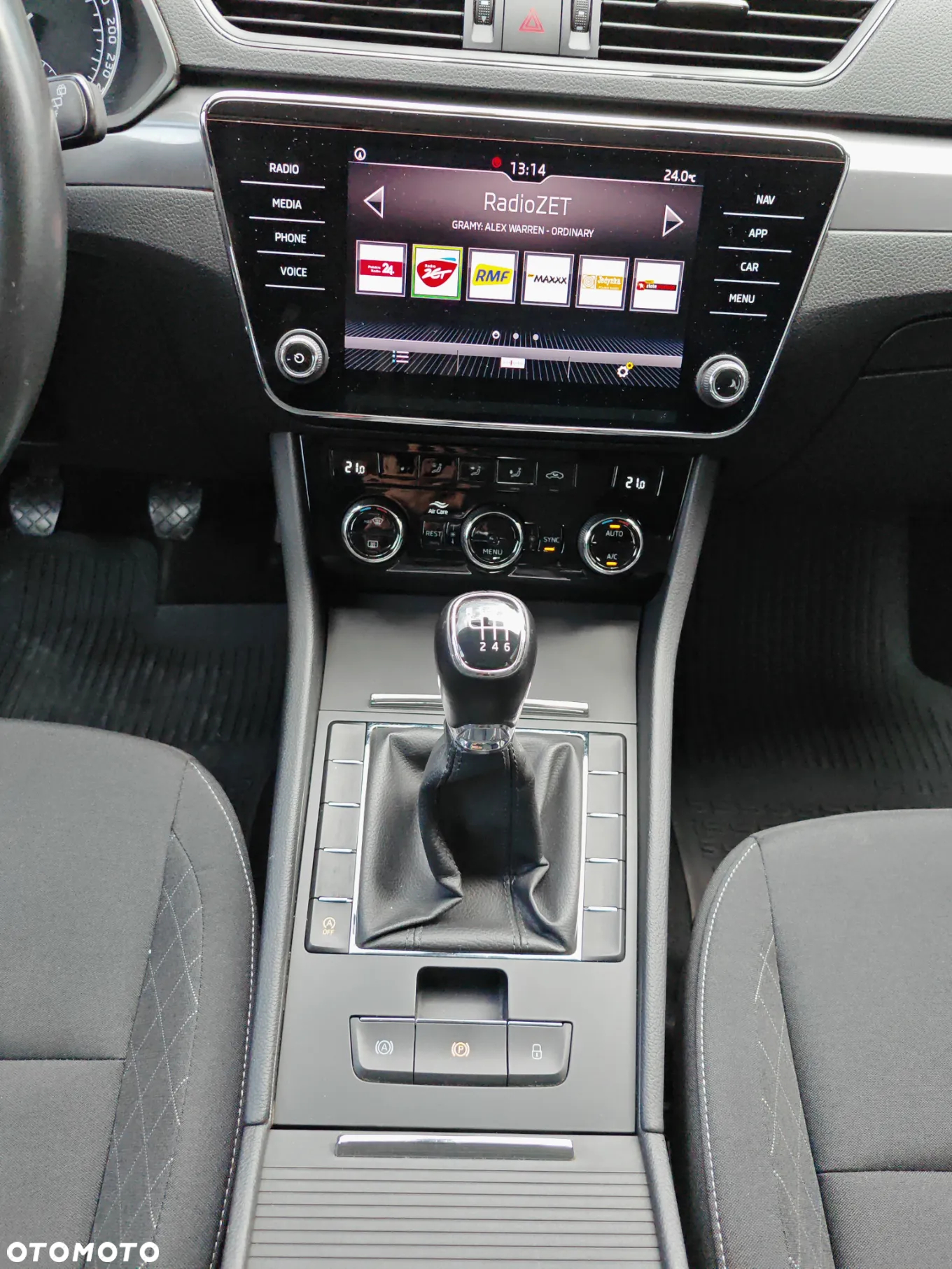 Skoda Superb 1.5 TSI ACT Active - 21