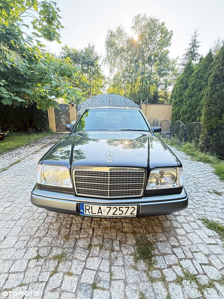 Mercedes-Benz Klasa E - 1