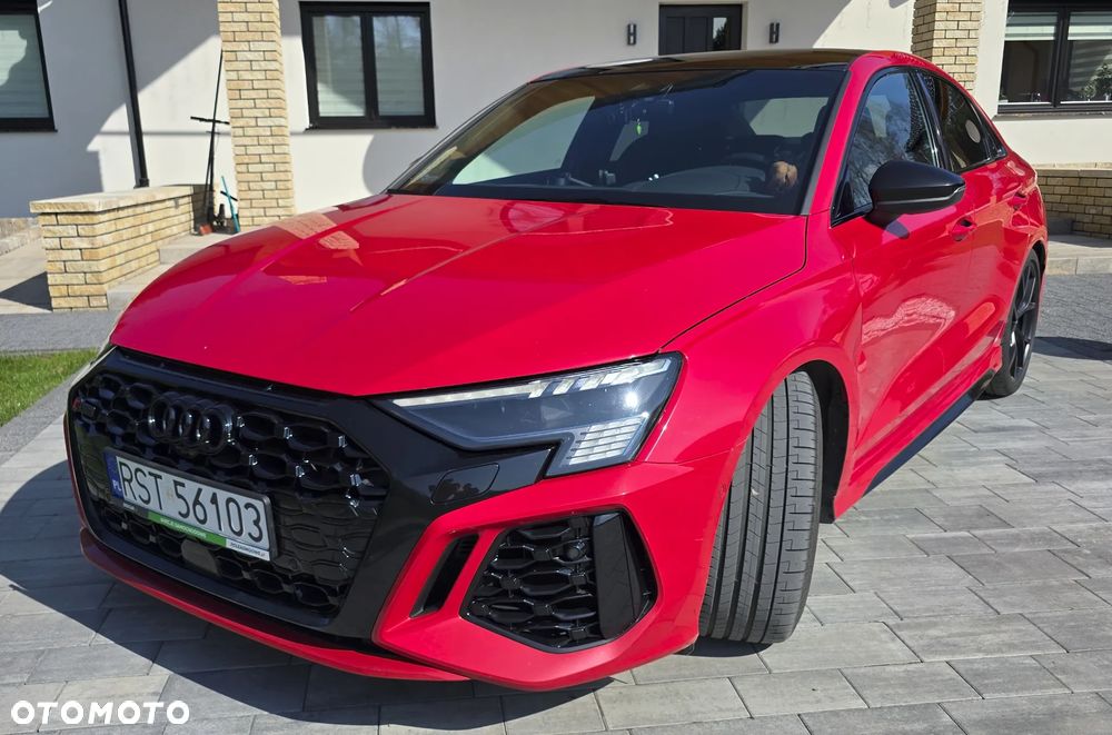 Audi RS3 Limousine - 2