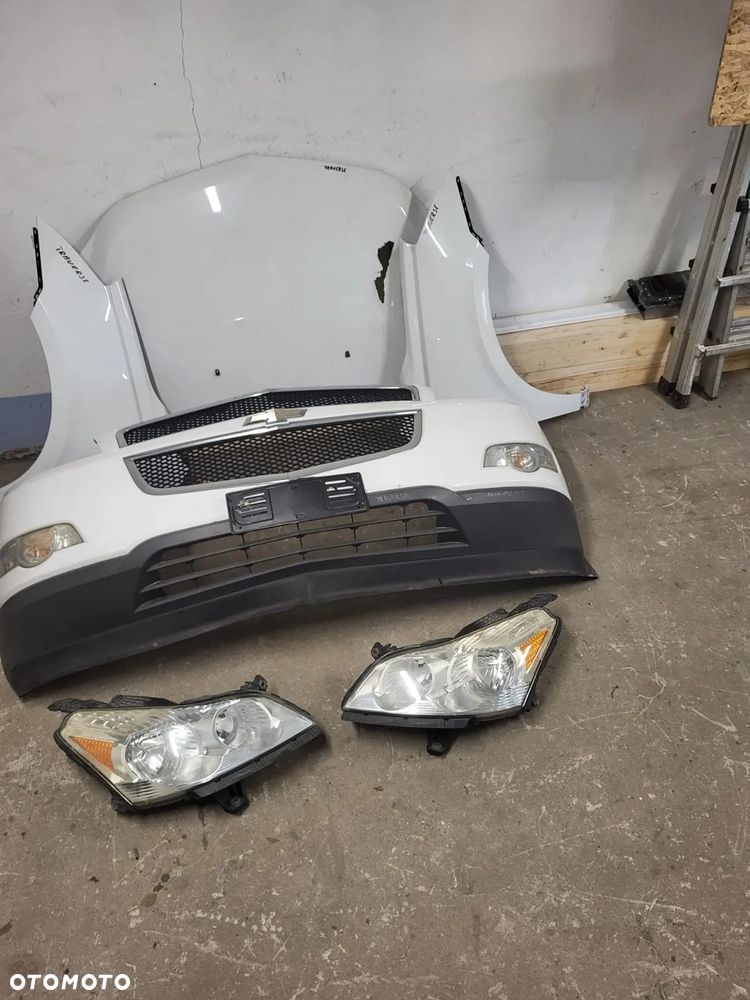 Chevrolet traverse maska - 4