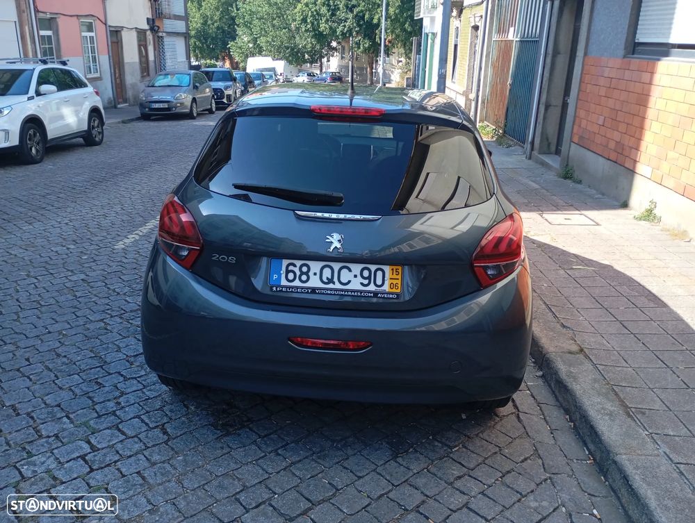Peugeot 208 1.4 HDi Active - 2