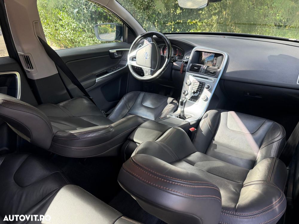 Volvo XC 60 - 14