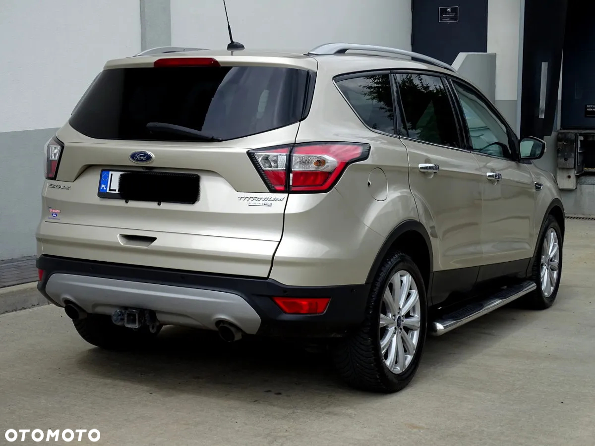 Ford Escape 2.0 EcoBoost AWD Titanium - 6