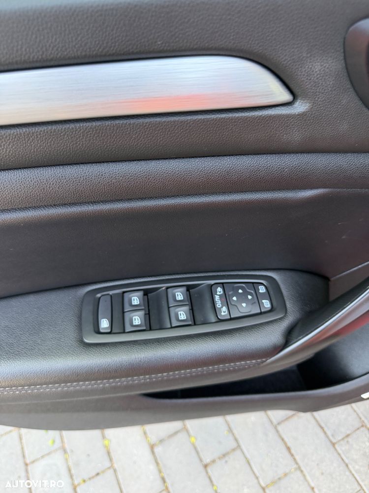 Renault Megane ENERGY dCi 110 EDC BOSE EDITION - 18