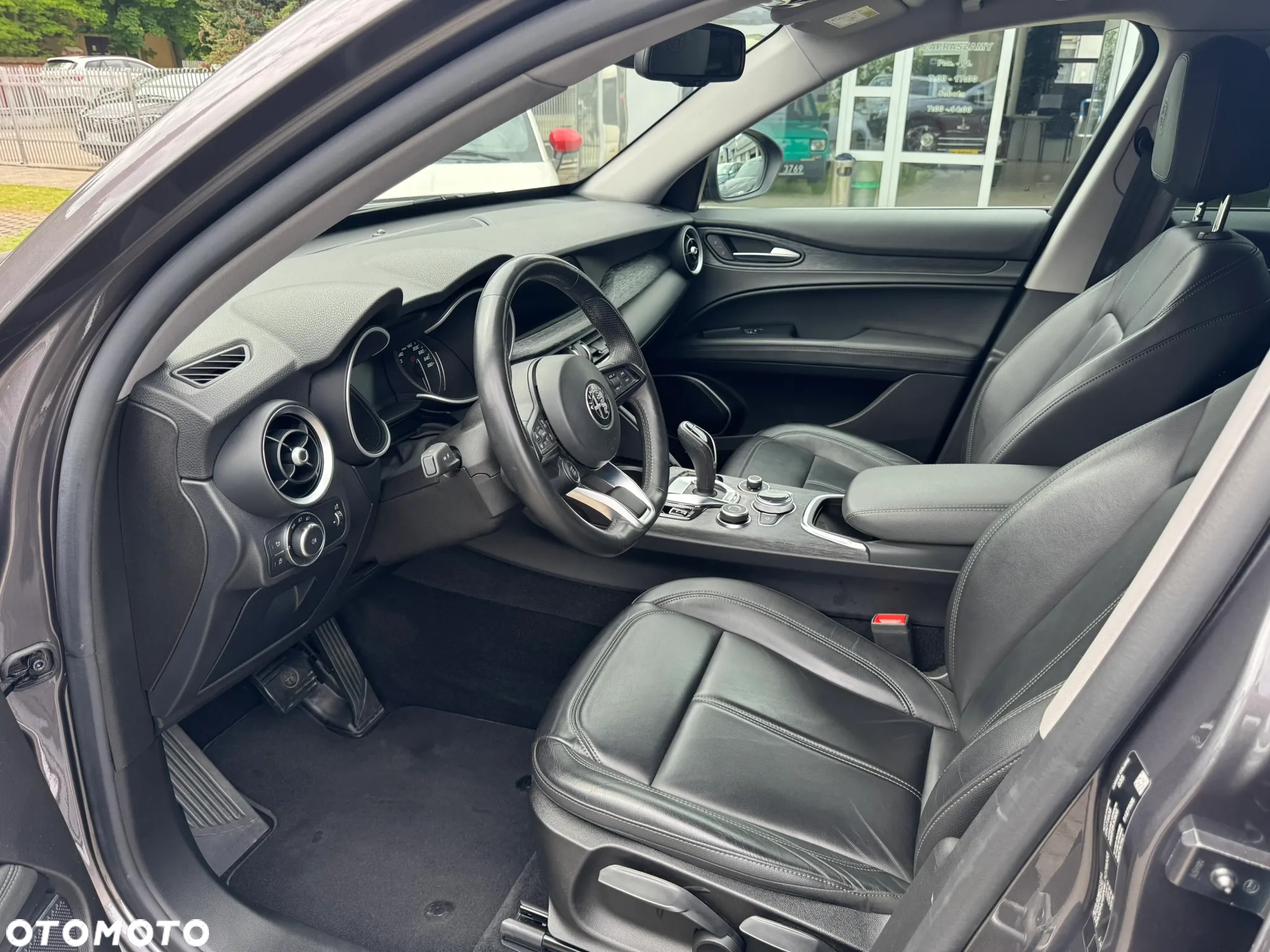 Alfa Romeo Stelvio 2.0 Turbo 16V AT8-Q4 Sprint - 11