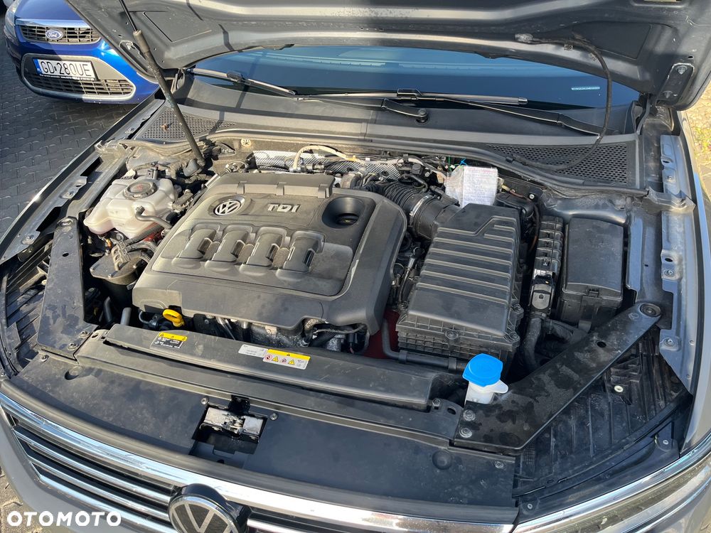 Volkswagen Passat Variant 2.0 TDI SCR 4Motion DSG (BMT) Highline - 21