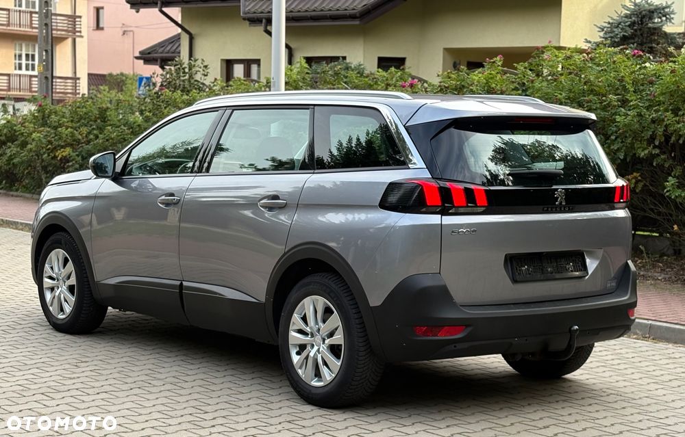 Peugeot 5008 HDI 115 Active - 9