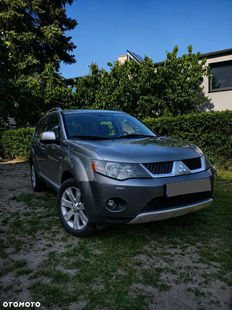 Mitsubishi Outlander 2.2 DID Instyle - 1