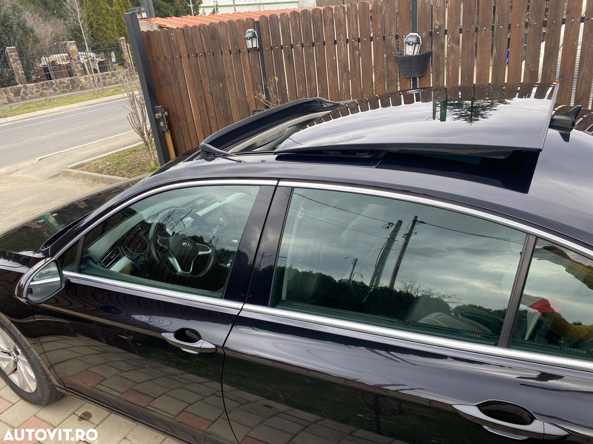 Volkswagen Passat 2.0 TDI DSG Comfortline - 8