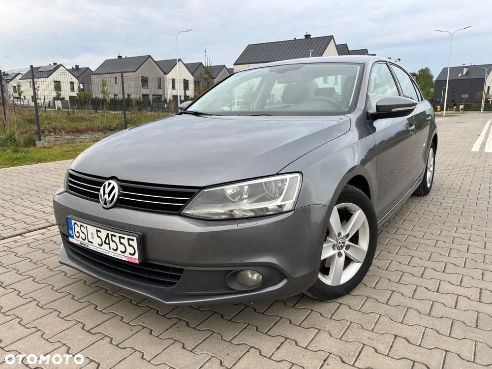 Volkswagen Jetta 1.6 TDI BMT Comfortline - 11