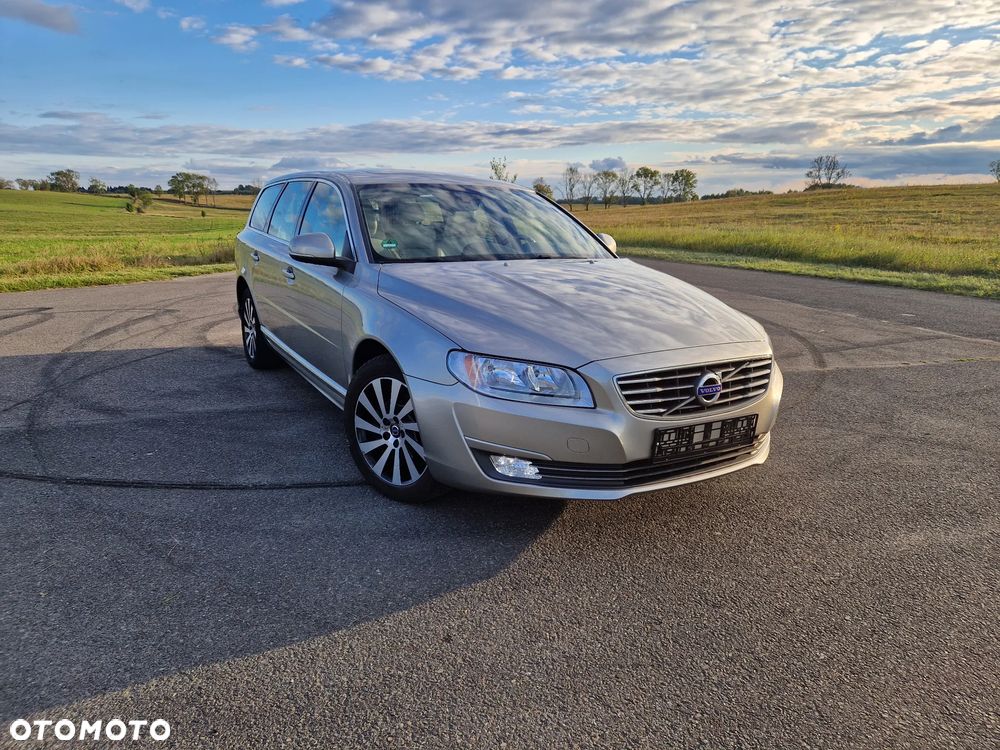 Volvo V70 D4 Momentum - 1