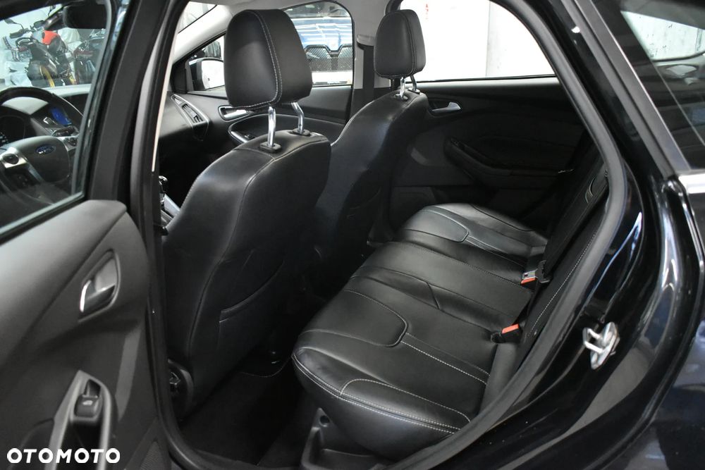 Ford Focus 1.6 TDCi Titanium ECOnetic - 17