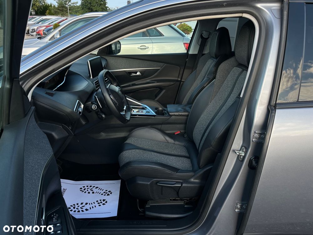 Peugeot 3008 PureTech 130 Stop & Start GPF EAT8 Allure - 8