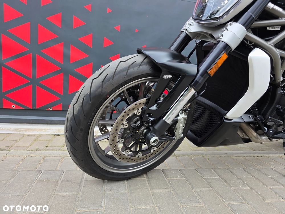 Ducati Diavel - 13