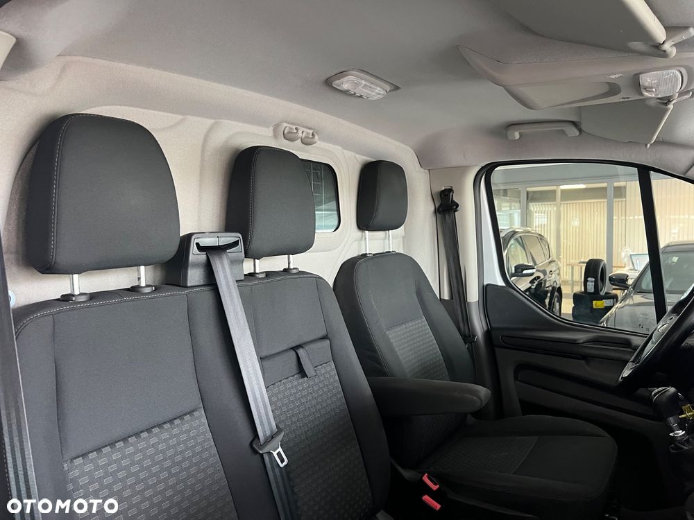 Ford Transit Custom - 38