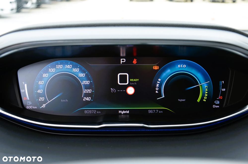 Peugeot 3008 225 e-EAT8 Allure Pack - 30