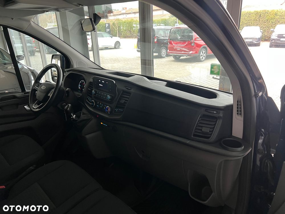 Ford Transit Custom - 28