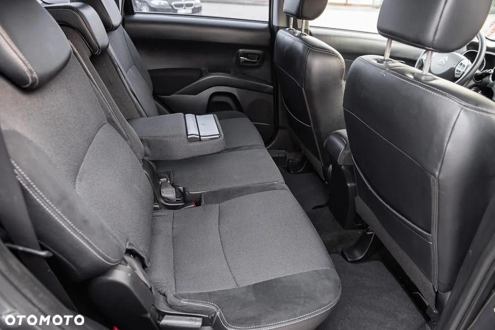 Citroën C-Crosser 2.2 HDi Exclusive - 28