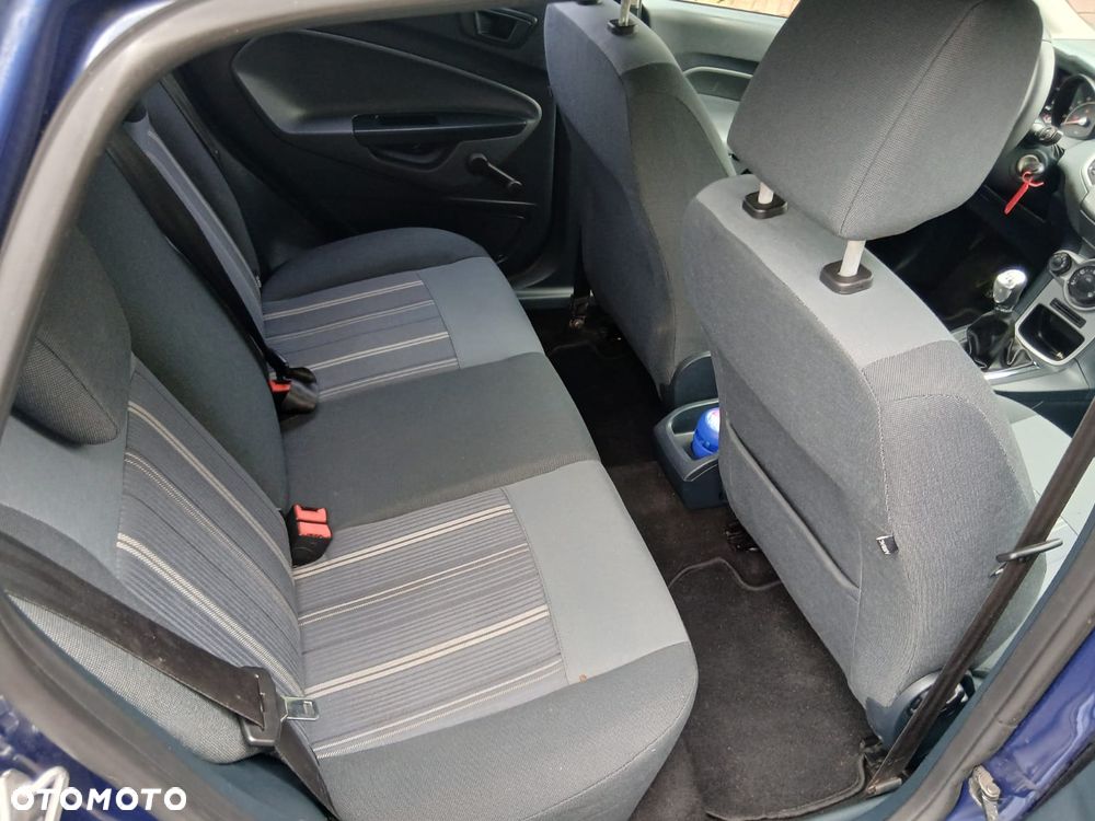 Ford Fiesta 1.25 Ambiente - 28