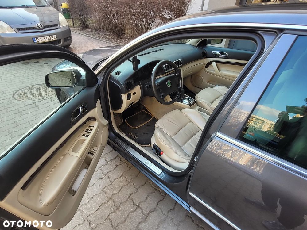 Skoda Superb 1.9 TDI Platinum - 8