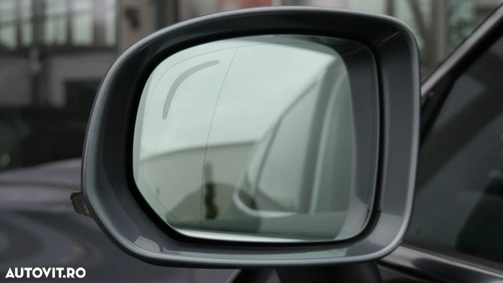 Volvo XC 60 B4 D AWD Geartronic Inscription - 35