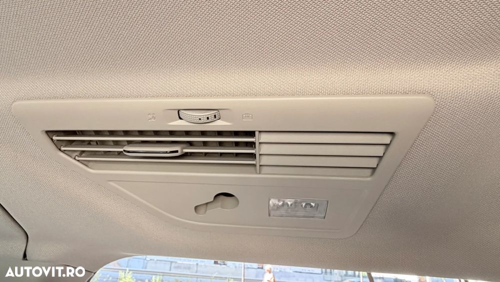 Volkswagen Multivan L 2.0 TDI DSG 110KW Style - 37