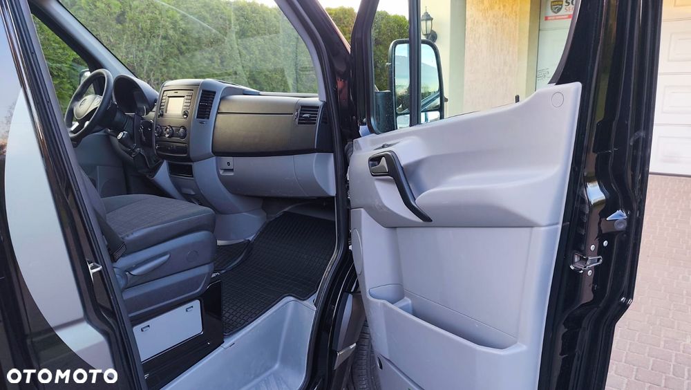 Mercedes-Benz Sprinter - 8