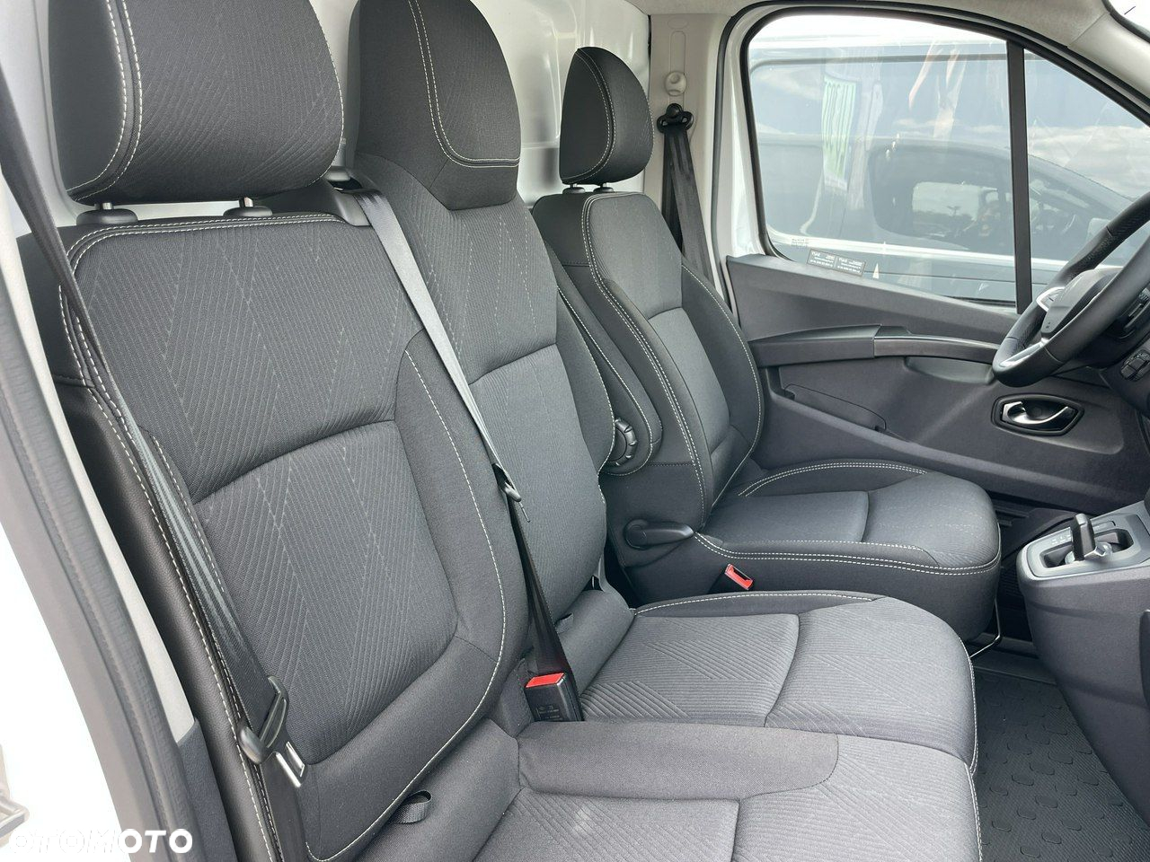 Renault Trafic - 6