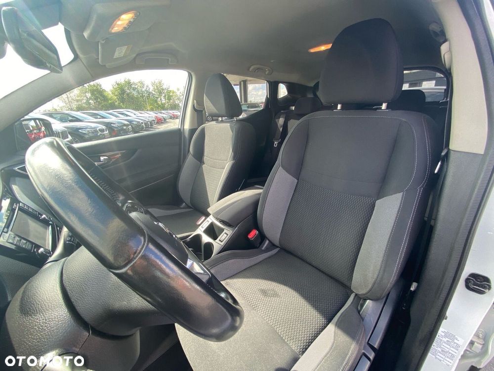 Nissan Qashqai 1.3 DIG-T DCT ACENTA - 6