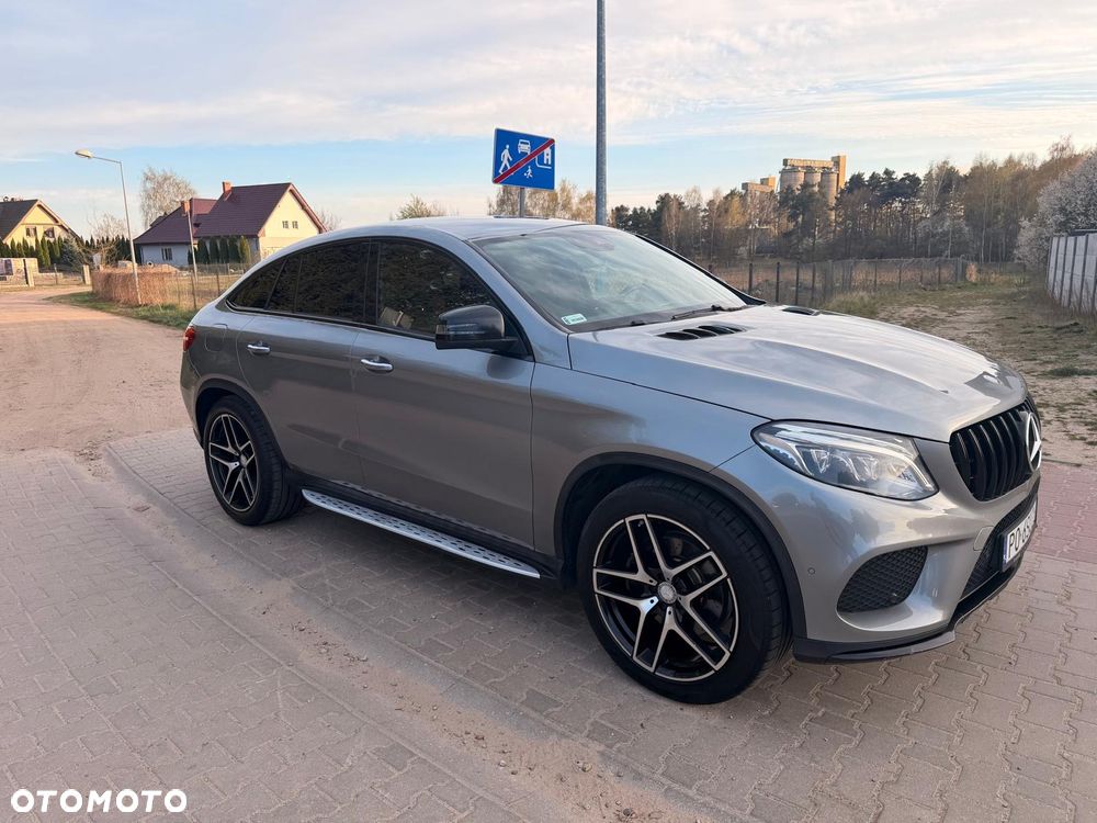 Mercedes-Benz GLE 350 d 4-Matic - 3
